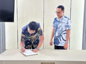 Perkuat Komitmen 2026, Biro Pemkesra Sulbar Teken Perjanjian Kinerja Berbasis Hasil