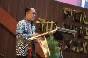 Sekda Junda Maulana di Natal Oikumene: Keluarga Kuat, Kunci Cegah Masalah Sosial di Sulbar