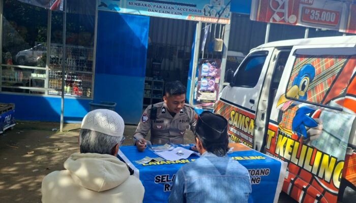 Mudah dan Cepat! Warga Majene Kini Bisa Bayar Pajak Kendaraan Sambil Belanja di Pasar Pellattoang