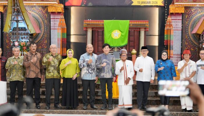 Hadiri Natal KKT Mamuju, Gubernur Suhardi Duka : Toleransi dan Kekeluargaan adalah Kekuatan Utama Sulbar