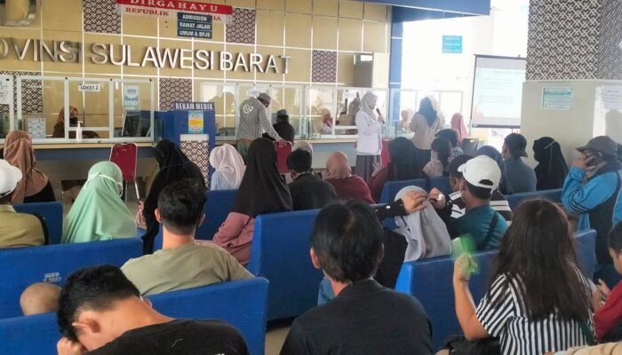 Peringati Hari Gizi Nasional, RSUD Sulbar Edukasi Pasien : Gizi Seimbang Adalah Investasi Masa Depan