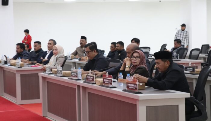 Dukung Kemandirian Ekonomi, Kabiro Pemkesra Sulbar Hadiri Paripurna Perubahan Perda Sebuku Energi Malaqbi