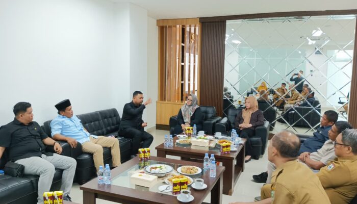 DPRD Sulbar Ajak DPRD Mamuju Tengah Kolaborasi Gali Potensi PAD demi Kemandirian Fiskal