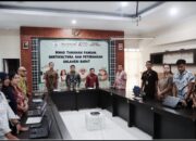 Targetkan 12.000 Dosis, DTPHP Sulbar Gerakkan Tim Terpadu Sukseskan Bulan Vaksinasi PMK Nasional