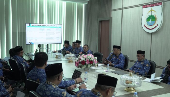 Targetkan 10 Besar Nasional, KominfoSS Sulbar Perkuat Integrasi SPBE dan Validitas Data Sektoral