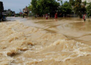 Antisipasi Banjir, BPBD Sulbar Desak Kabupaten Segera Rampungkan Dokumen Rencana Kontinjensi