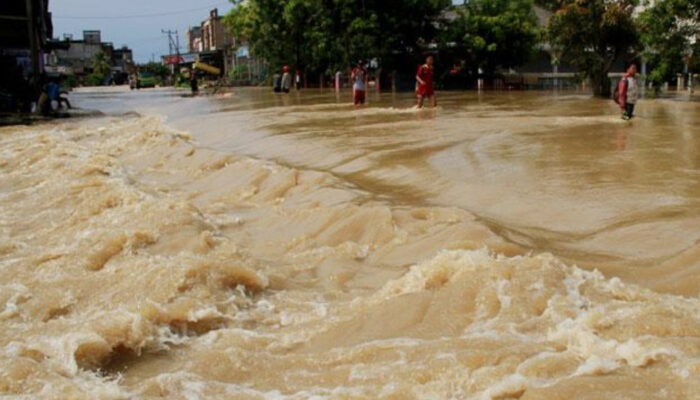 Antisipasi Banjir, BPBD Sulbar Desak Kabupaten Segera Rampungkan Dokumen Rencana Kontinjensi