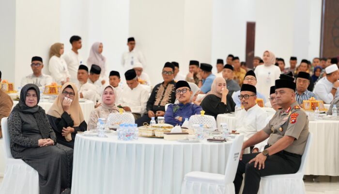 Setahun SDK-JSM : Ekonomi Sulbar Melampaui Nasional di Tengah Kenangan Haru Almarhum Wagub