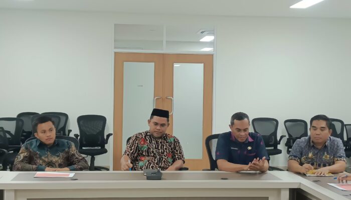 Sinergi Perencanaan Pembangunan : Sekretariat DPRD Sulbar Berbagi Strategi Pengelolaan Pokir dengan DPRD Majene