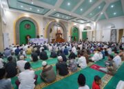 Lanjutkan Safari Ramadan di Wonomulyo, Gubernur Suhardi Duka Ajak Masyarakat Perkuat Sinergi dan Kepedulian Sosial