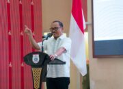 Tepati Janji Politik, Gubernur Suhardi Duka Salurkan Rp3,3 Miliar Tambahan Penghasilan bagi Aparat Desa di Polman