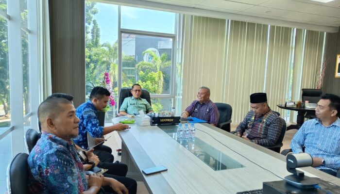 Matangkan Strategi PAP : Bapenda Sulbar Gelar Koordinasi Khusus dengan Sekda Jelang Kunjungan Delegasi Kaltim