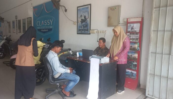 Samsat Keliling Wonomulyo : Layanan Cepat dan Transparan via QRIS Mudahkan Belasan Wajib Pajak di Polman