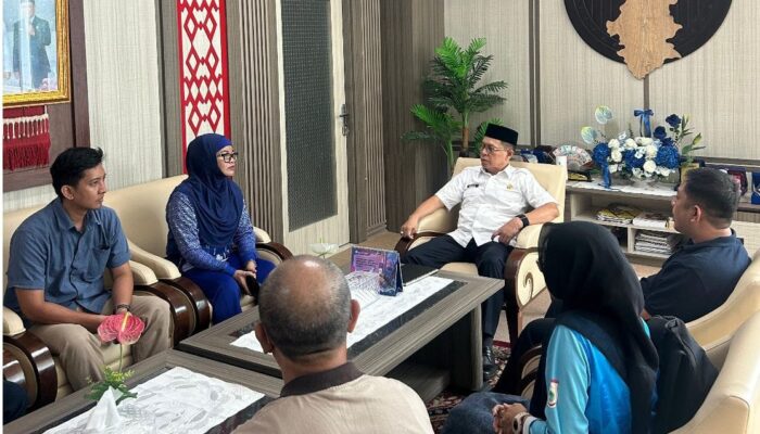 Respons Cepat Isu Kesehatan : Sekda Sulbar Instruksikan Penguatan Layanan Desa Kopeang hingga Jaminan Stok Obat RS