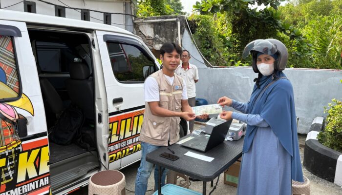 Layanan Jemput Bola di SPBU Lembang : Strategi Taktis Bapenda Majene Dekatkan Samsat ke Pusat Keramaian Warga
