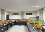 Investasi Generasi Unggul : DKPPKB Sulbar Evaluasi Total Program Kesehatan Ibu dan Anak demi Standar Layanan Prima