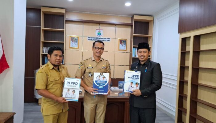 Sinergi Pembangunan Daerah : Biro Pemkesra Sulbar Terima Dokumen LKPJ dan LPPD Kabupaten Mamuju Tahun 2025