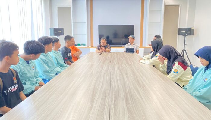 Lepas 15 Atlet Taekwondo ke Samarinda, Bau Akram Dai : Saatnya Buktikan Kualitas dan Harumkan Nama Sulbar