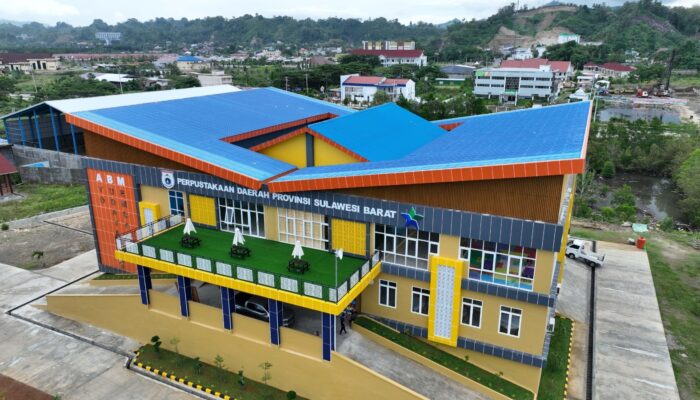 Layanan Tanpa Jeda, Perpusip Sulbar Tetap Buka Akses Literasi di Tengah Kebijakan WFH