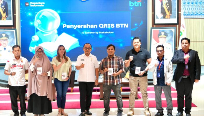 Sapa 300 Pengusaha, Gubernur Suhardi Duka Dorong UMKM Sulbar Gunakan AI untuk “Naik Kelas”