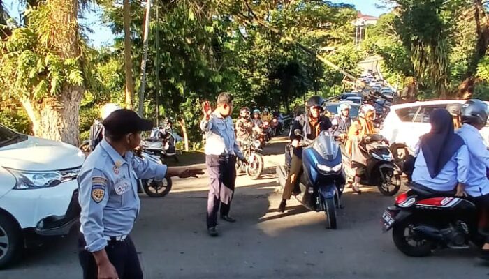 Sinergi Mitigasi Bencana, Personel Perhubungan Sulbar Kawal Kelancaran Apel Kesiapsiagaan di Mamuju