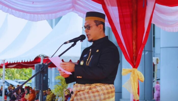 Upacara Hardiknas 2026, Bupati Arsal Aras Paparkan Strategi “Deep Learning” dan Lima Pilar Pendidikan Mateng