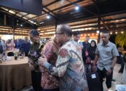 PECAH! Mantan Orang Nomor Satu Kembali ke Sulbar, Gubernur SDK Bocorkan Obrolan Rahasia Masa Depan Daerah!