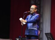 Apresiasi Presiden Prabowo untuk Siswi Polman Bikin Haru, Gubernur SDK Beberkan Fakta Menyentuh di Balik Sekolah Rakyat