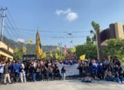 Aksi Sambut Kapolda Sulbar Ricuh! Aktivis PMII Diduga Dipukul Oknum Polisi, Ancam Aksi Lebih Besar