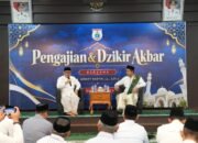 Luruskan Niat Jalankan Amanah, Gubernur SDK Boyong Ulama Sufi Buya Arrazy Hasyim Bertausiah di Rujab